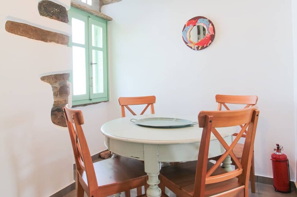 Photo of Kitchen in Exomvourgo