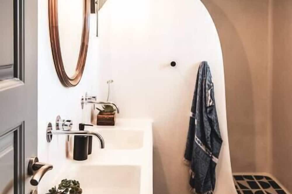 Photo of Bathroom in Panormos