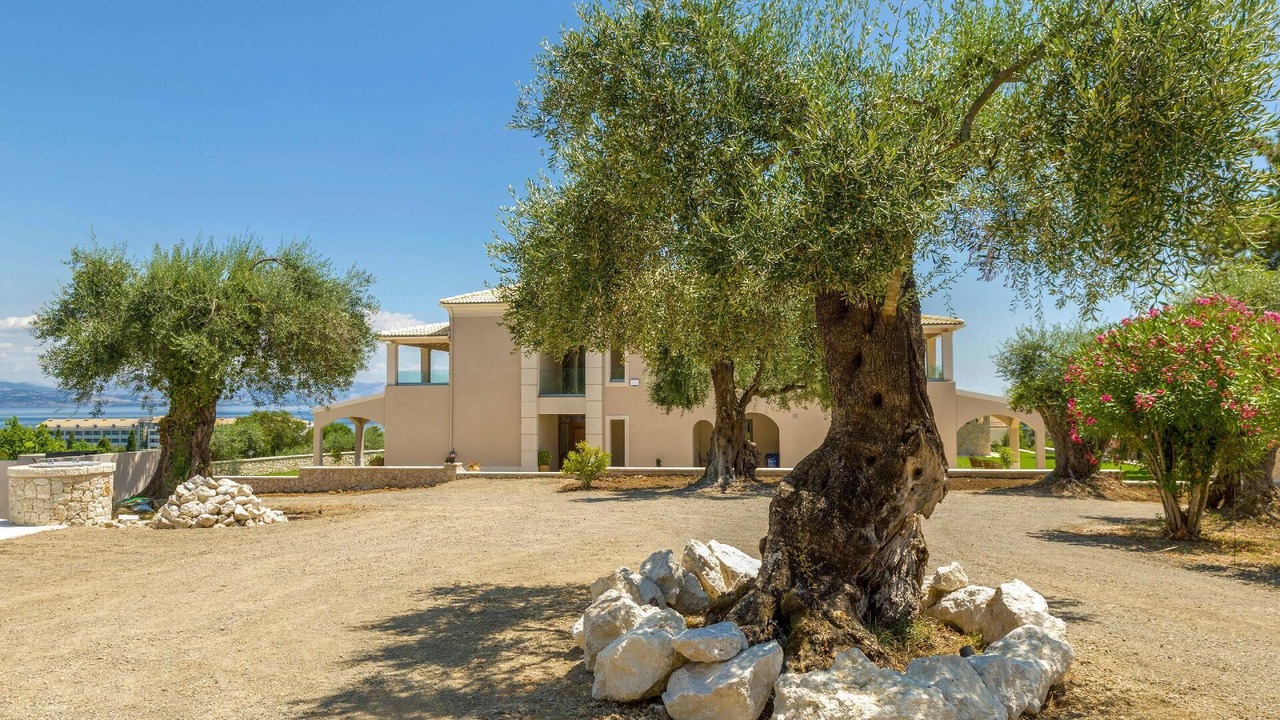 Photo of Outdoor in Dassia