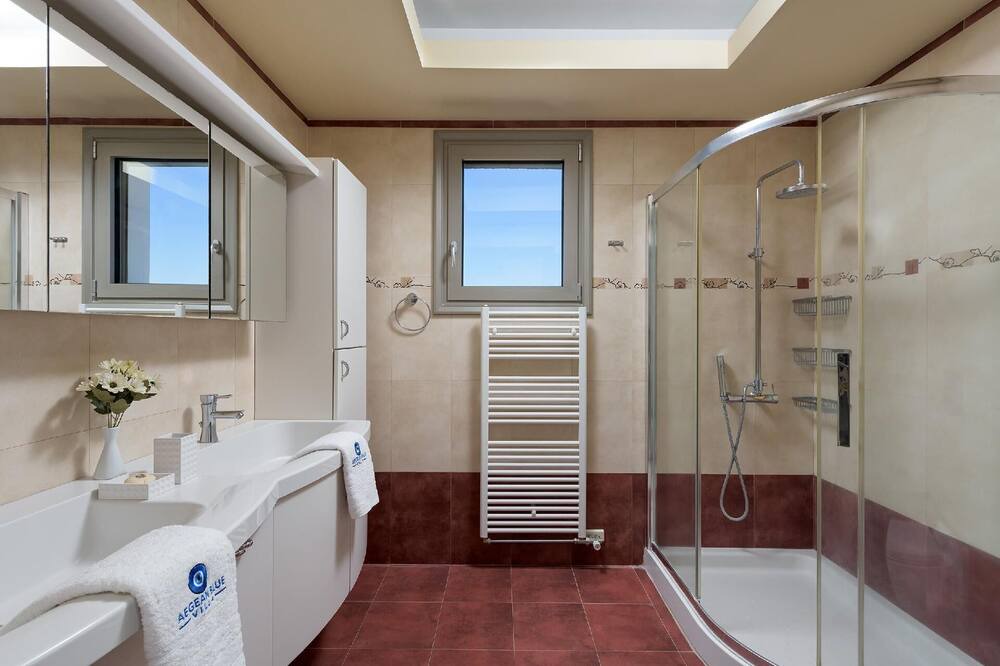 Photo of Bathroom in Kallithea