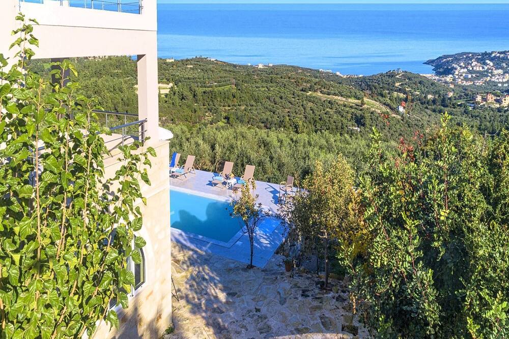Photo of Outdoor in Douliana