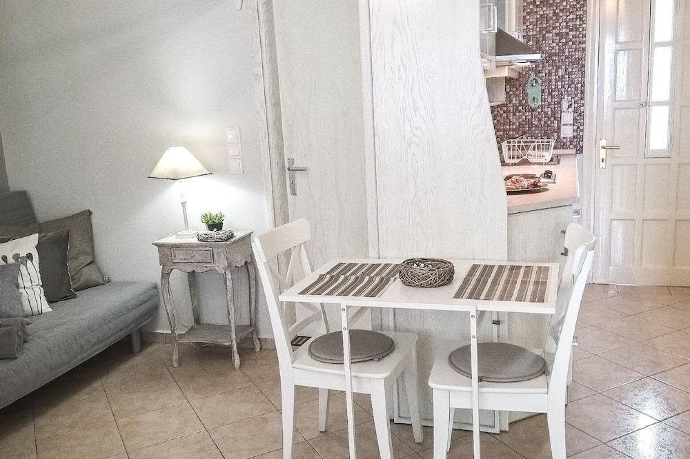 Photo of Livingroom in Lefkos