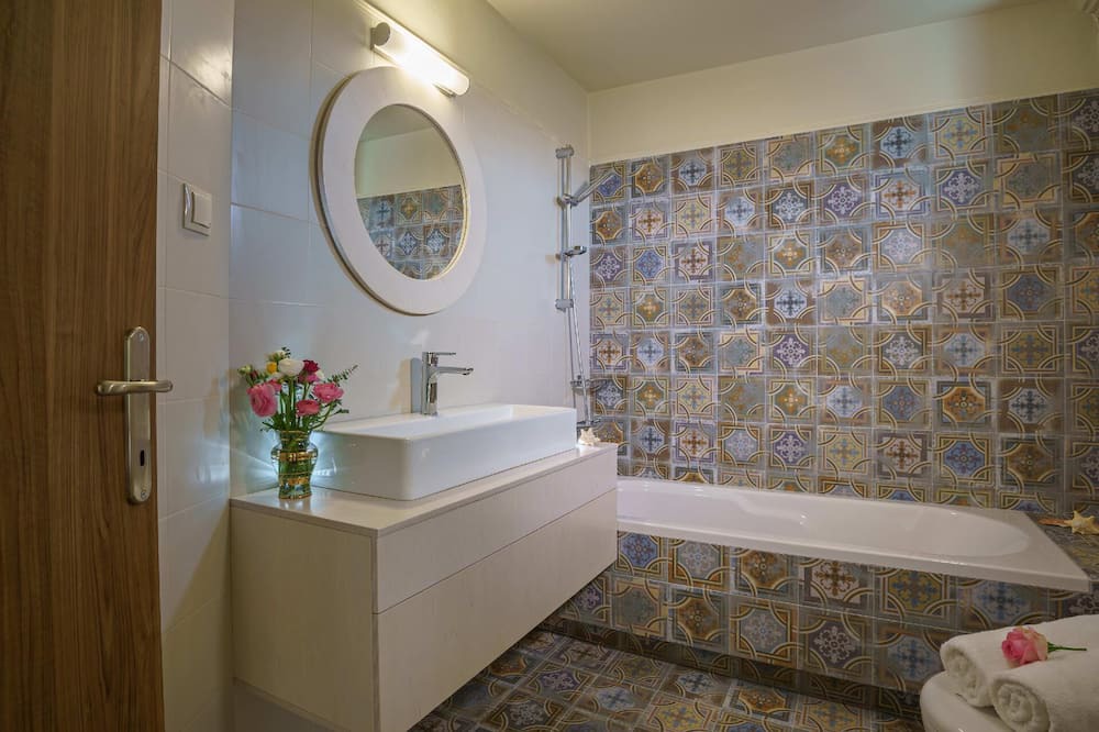 Photo of Bathroom in Asteri