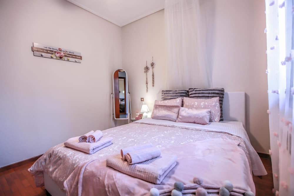 Photo of Bedroom in Kalambaka