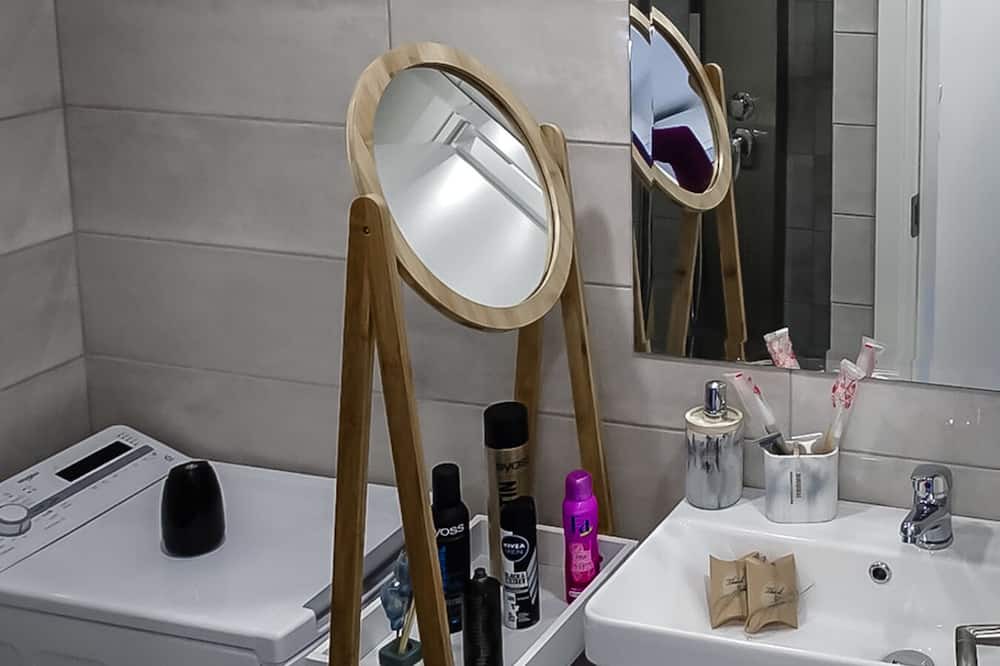 Photo of Bathroom in Kerameikos