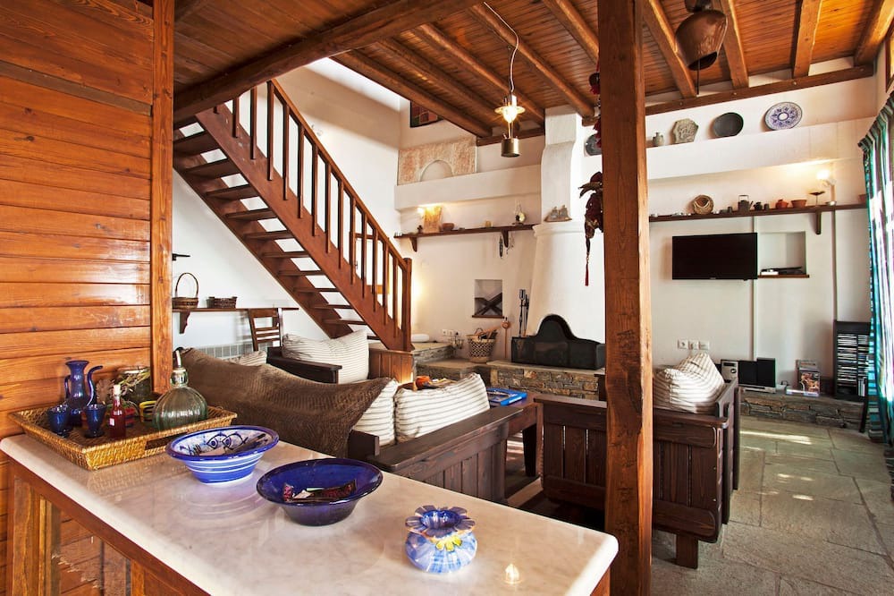 Photo of Livingroom in Artemida