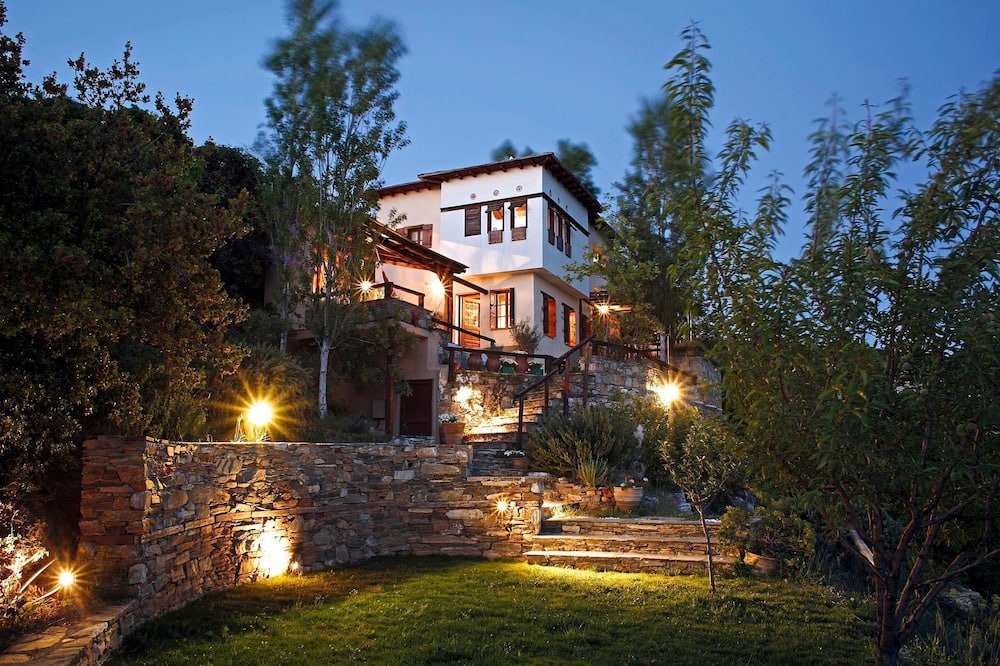 Photo of Outdoor in Artemida