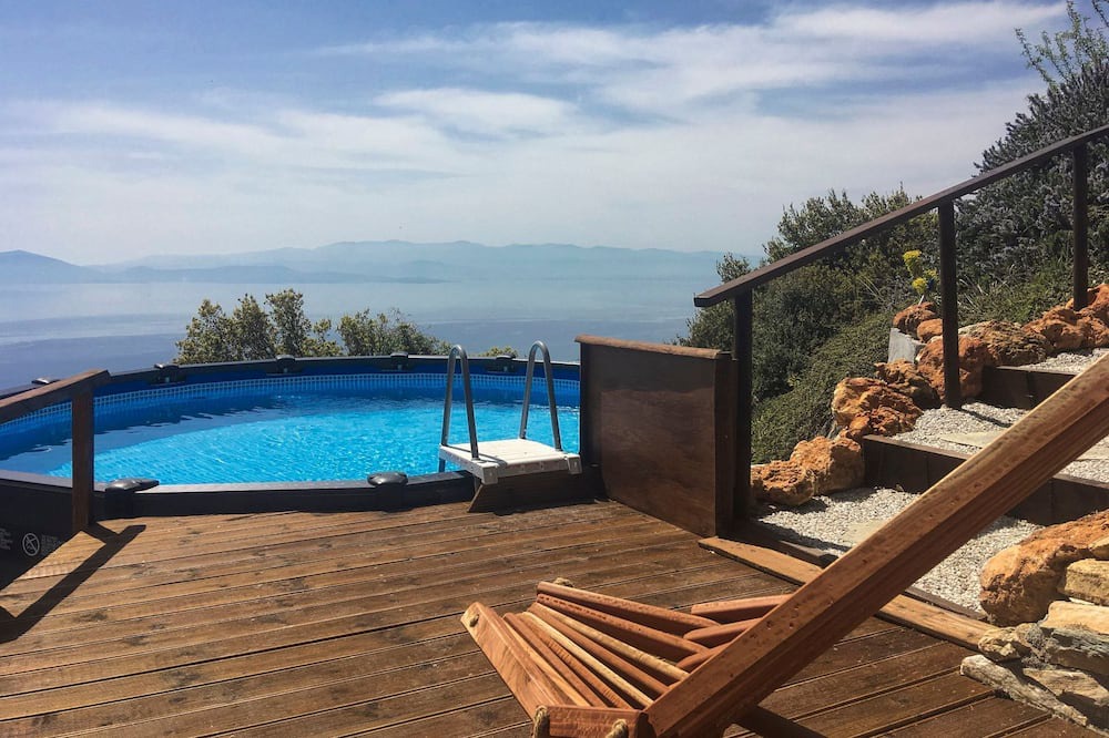 Photo of Outdoor in Artemida
