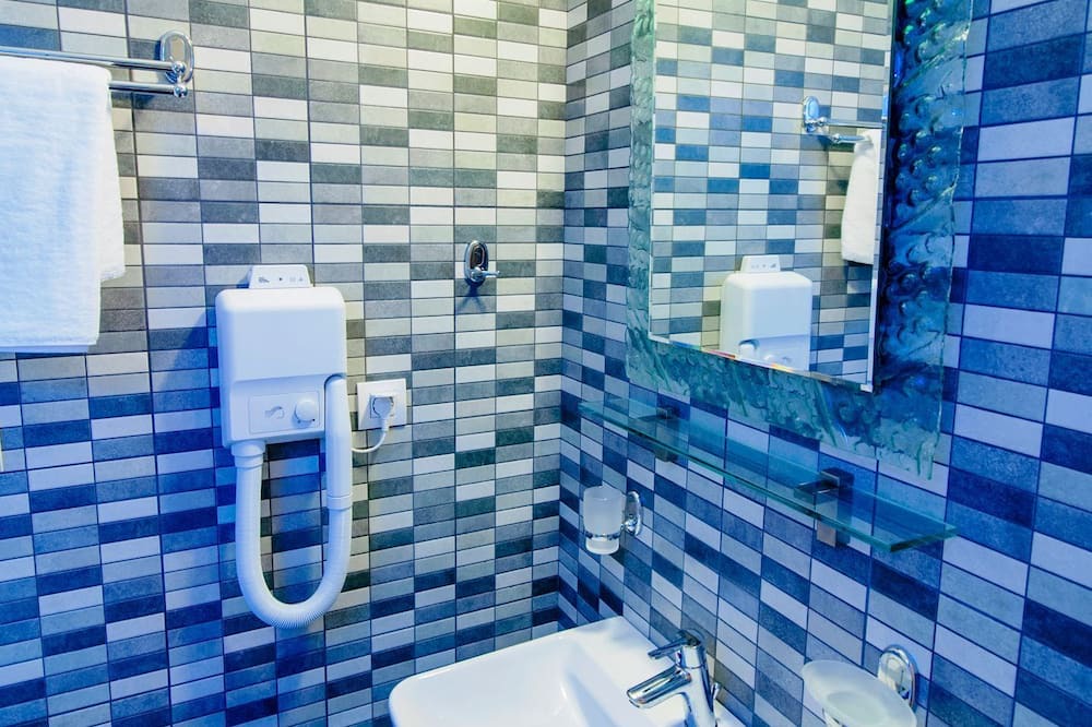 Photo of Bathroom in Plataria