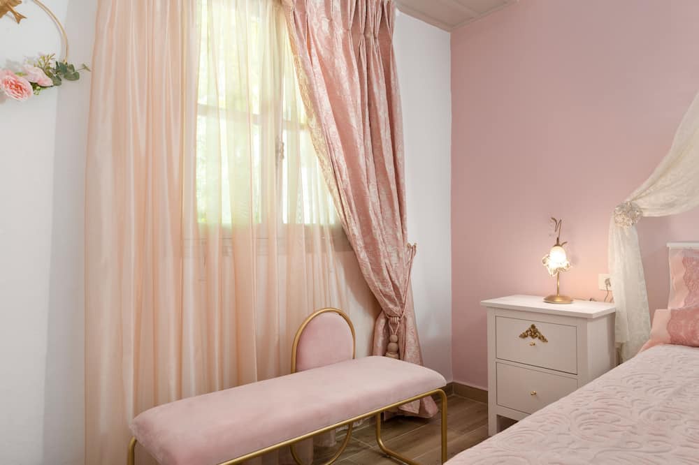 Photo of Bedroom in Symi