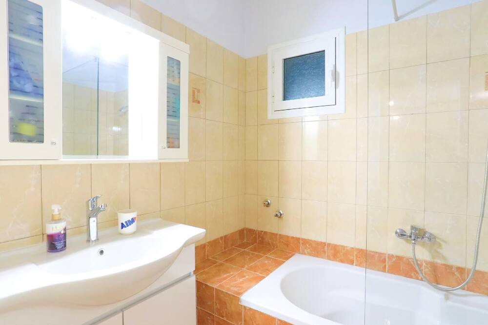 Photo of Bathroom in Gazatika