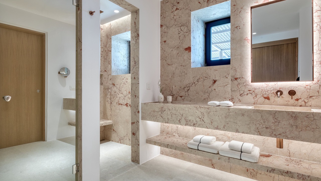 Photo of Bathroom in Kalafatis