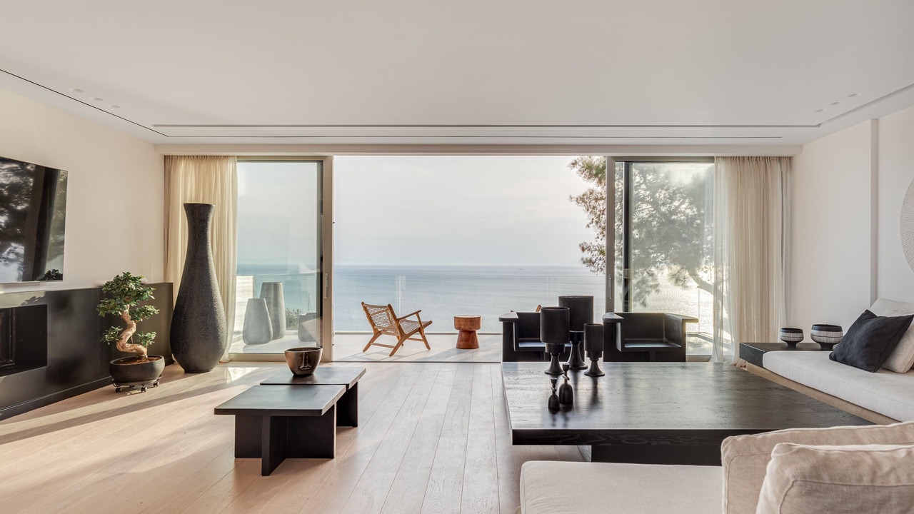 Photo of Livingroom in Legrena