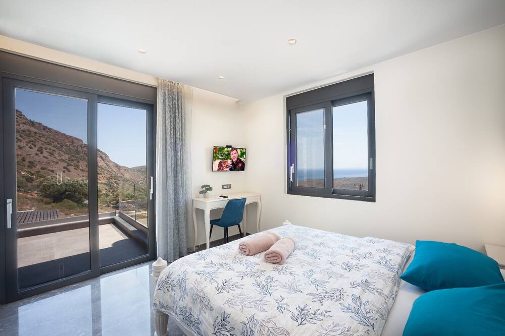 Photo of Bedroom in Kounelion