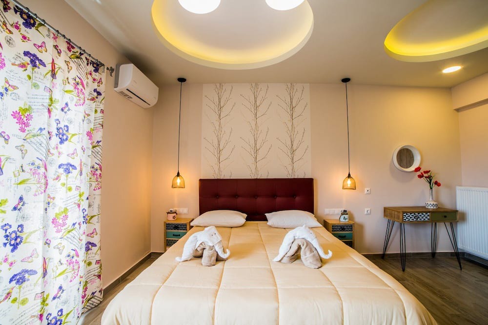 Photo of Bedroom in Thronos