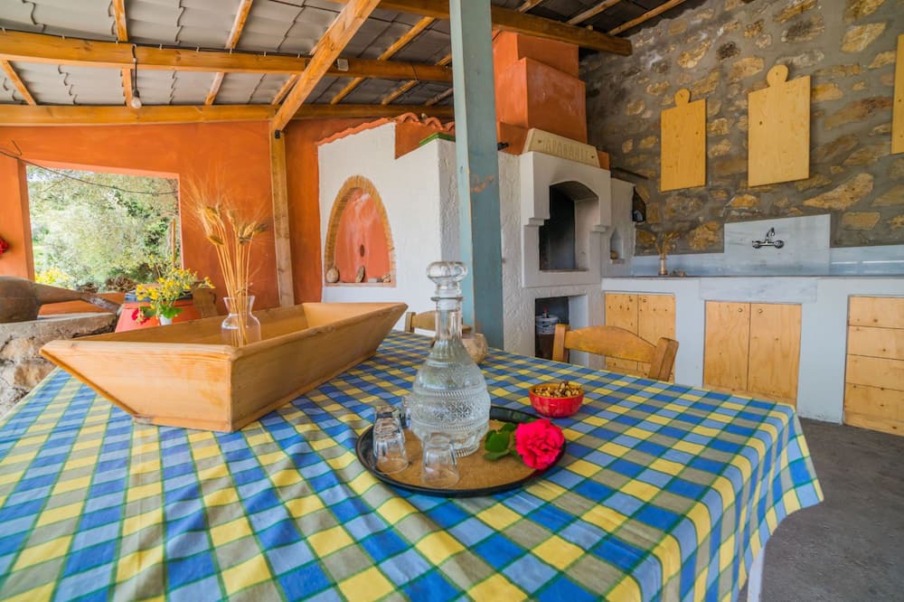 Photo of Kitchen in Thronos