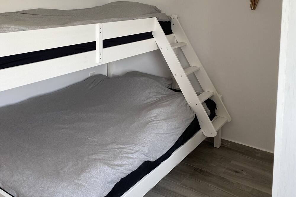 Photo of Bedroom in Tolo