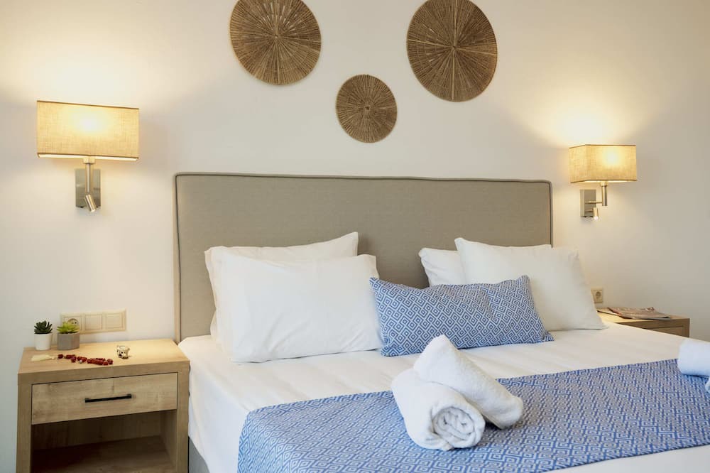 Photo of Bedroom in Drapanos