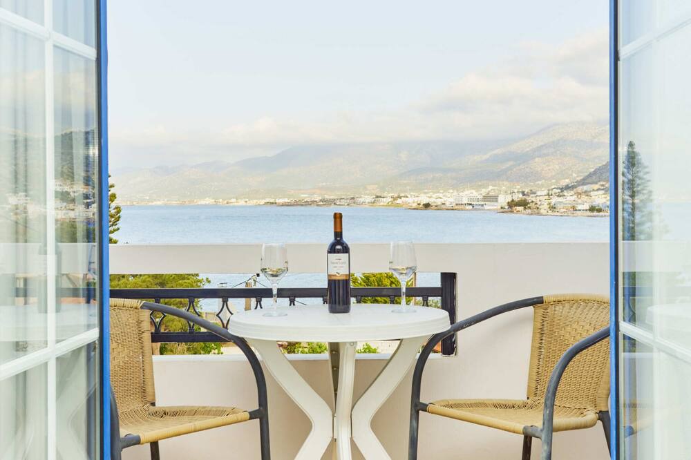 Photo of Patio Balcony in Drapanos