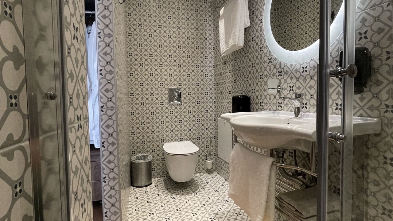Photo of Bathroom in Rhodes Old Town