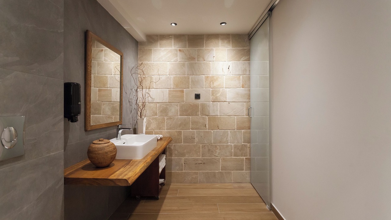 Photo of Bathroom in Rhodes Old Town
