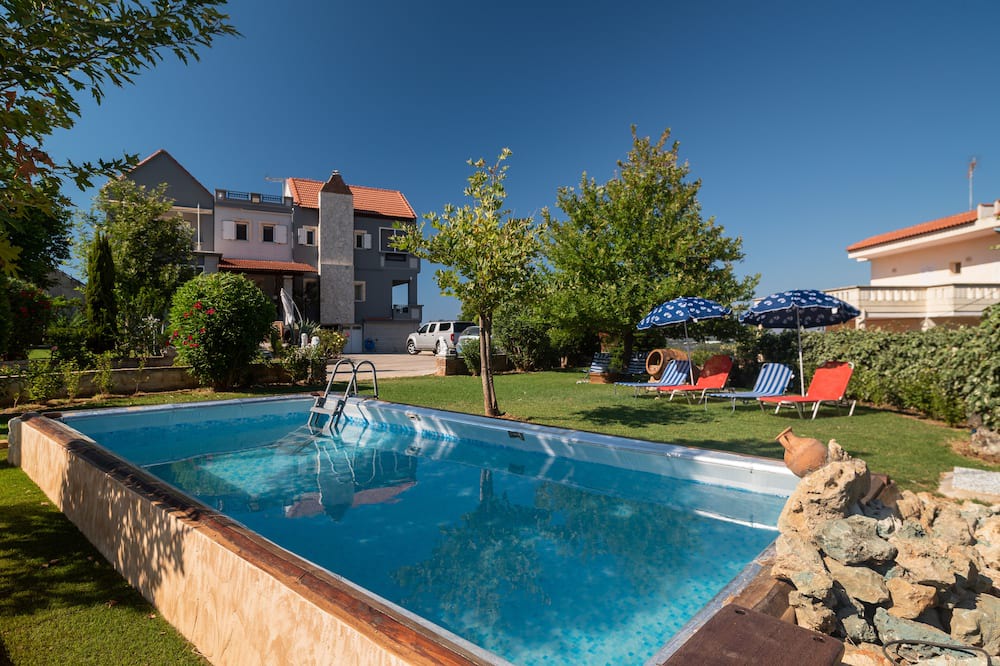 Photo of Outdoor in Vatolakkos