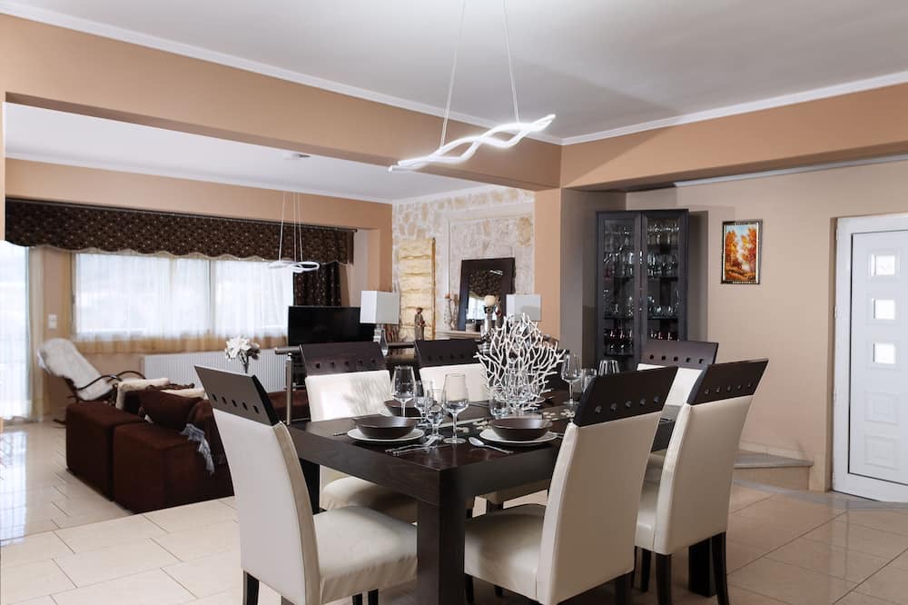 Photo of Kitchen in Vatolakkos
