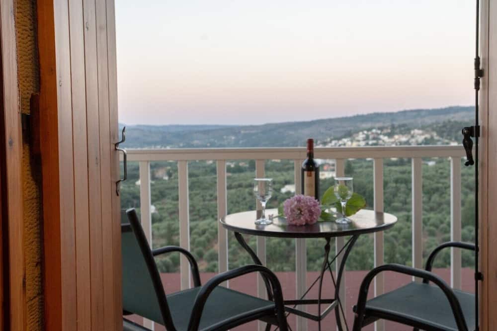 Photo of Patio Balcony in Makhairoi