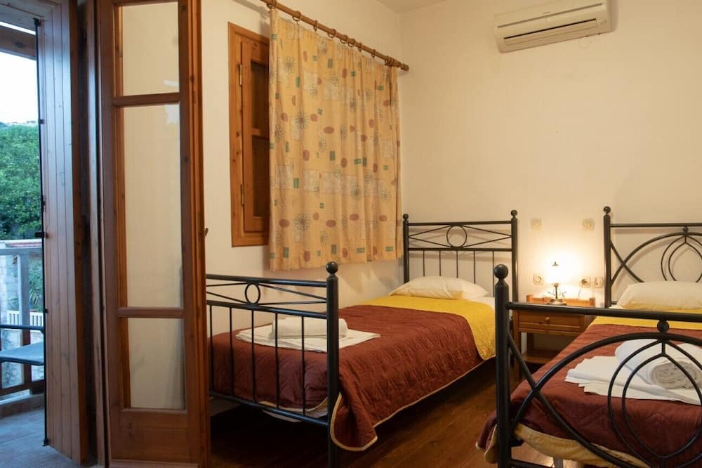 Photo of Bedroom in Makhairoi