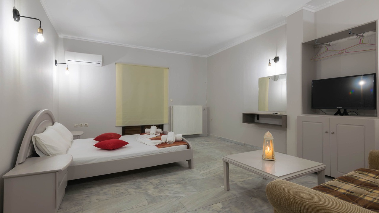 Photo of Bedroom in Alykes