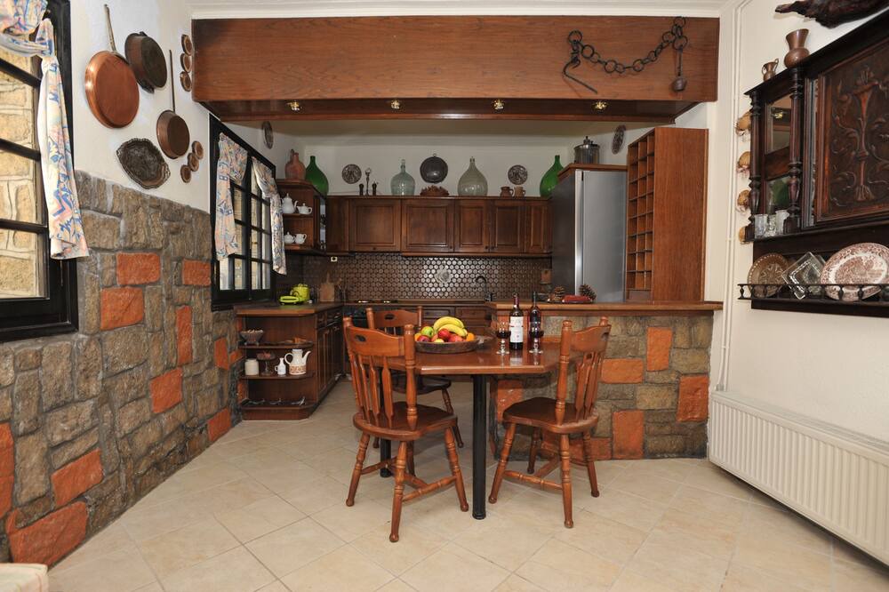 Photo of Kitchen in Kato Korakiana