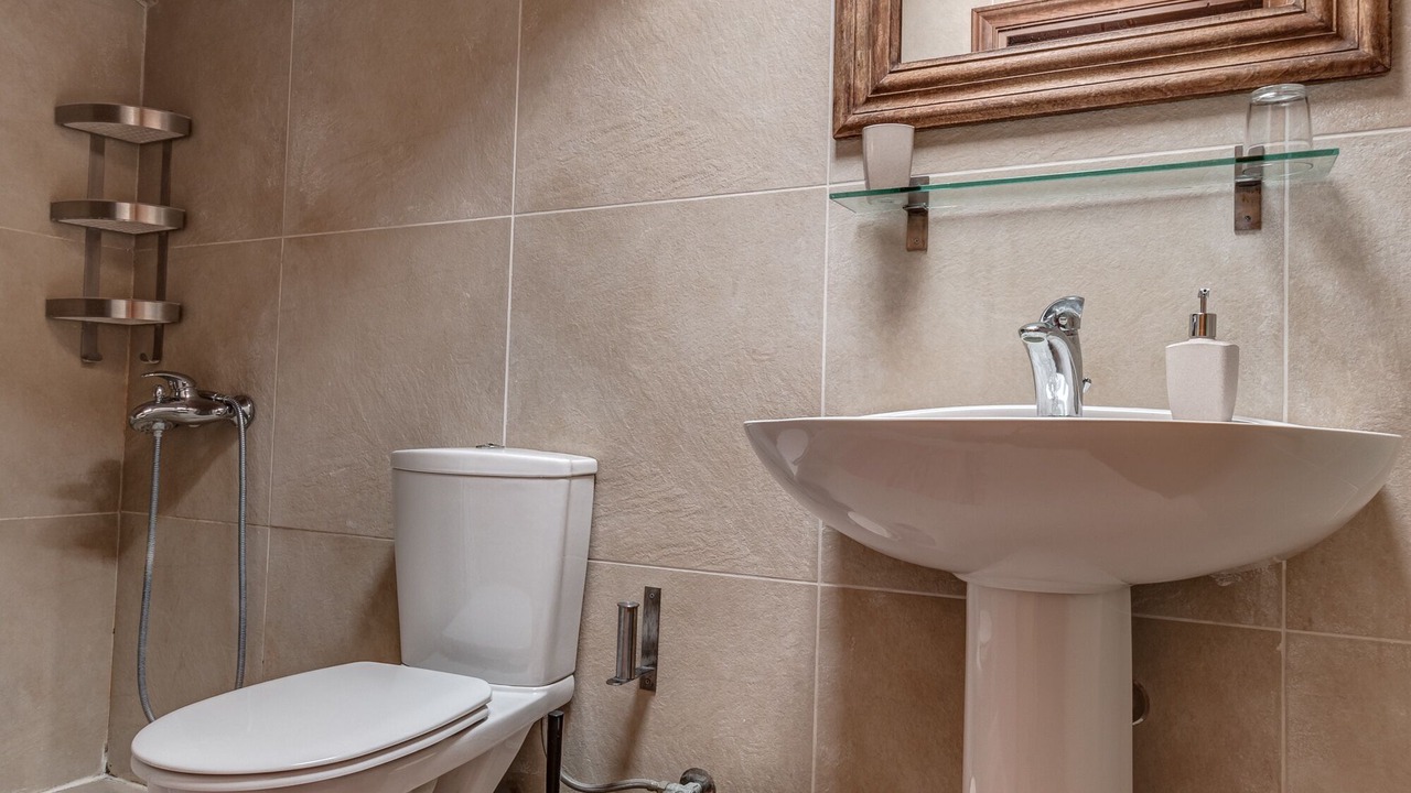 Photo of Bathroom in Agios Georgios