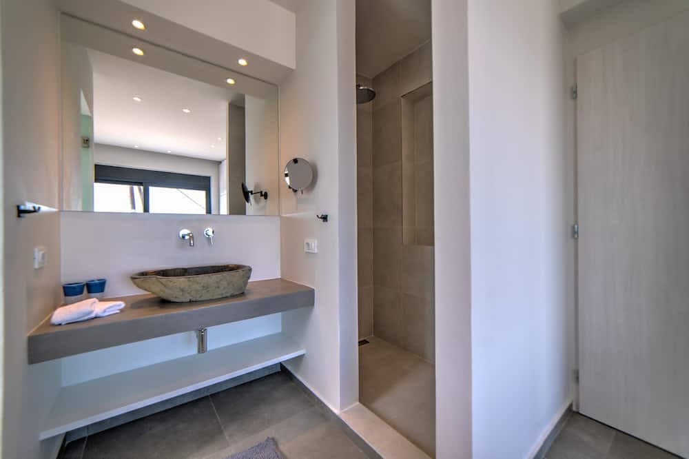 Photo of Bathroom in Mariou