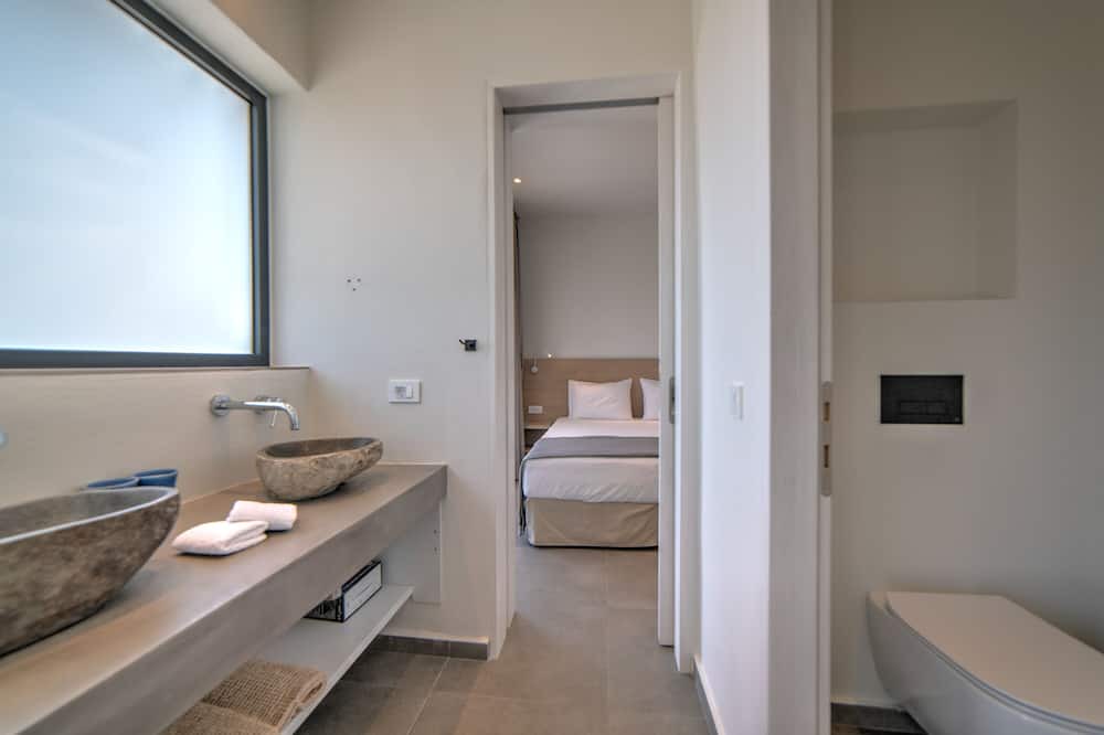 Photo of Bathroom in Mariou