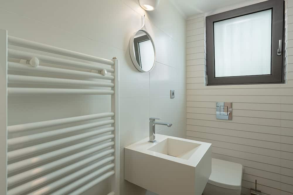 Photo of Bathroom in Agia