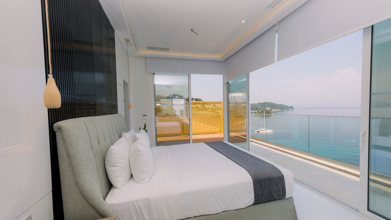 Photo of Bedroom in Petaleia