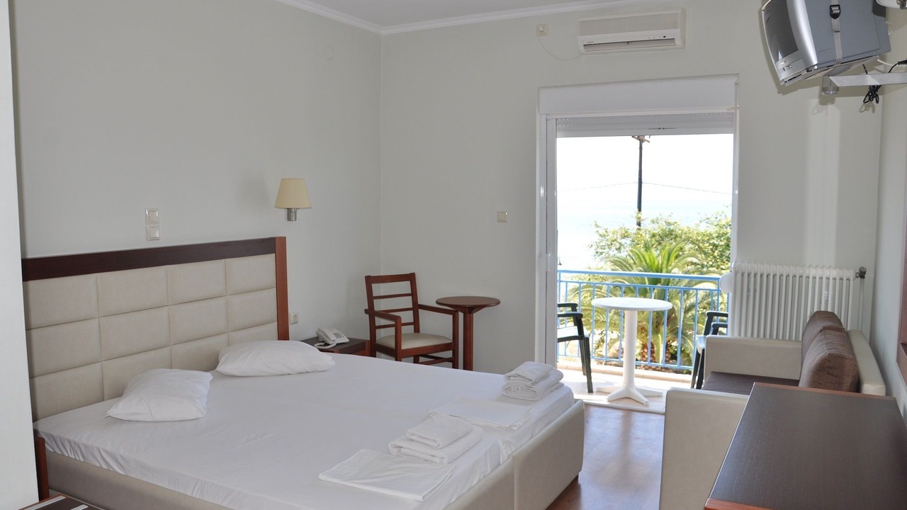 Photo of Patio Balcony in Xirolivado