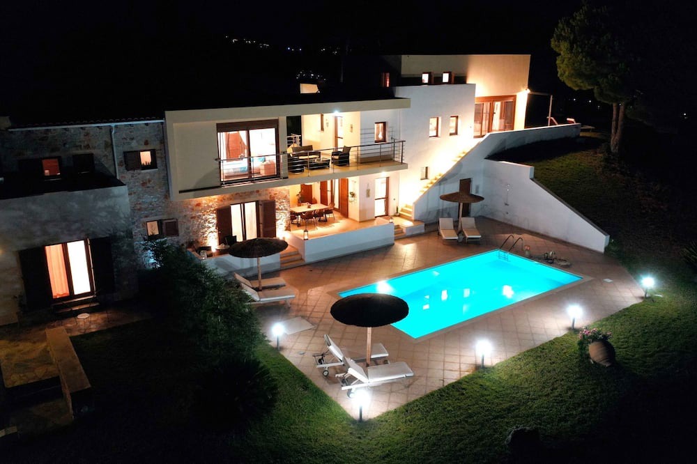 Photo of Outdoor in Agia Paraskevi