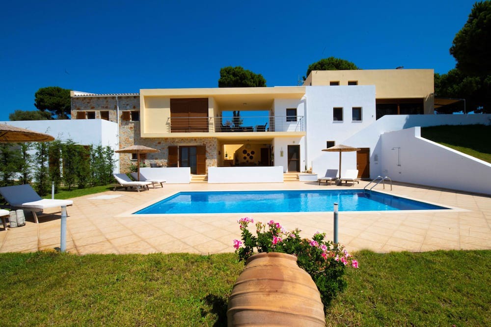 Photo of Outdoor in Agia Paraskevi