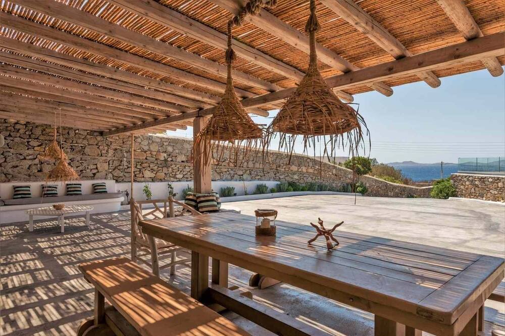 Photo of Patio Balcony in Houlakia