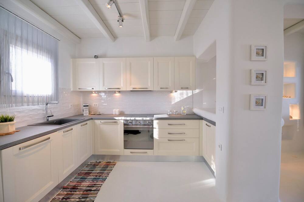 Photo of Kitchen in Houlakia