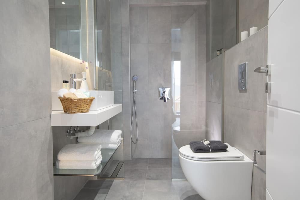 Photo of Bathroom in Apolpaina