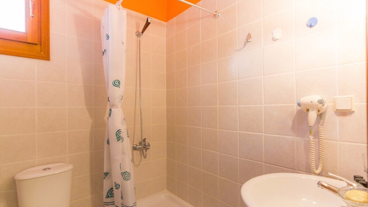 Photo of Bathroom in Maroneia-Sapes