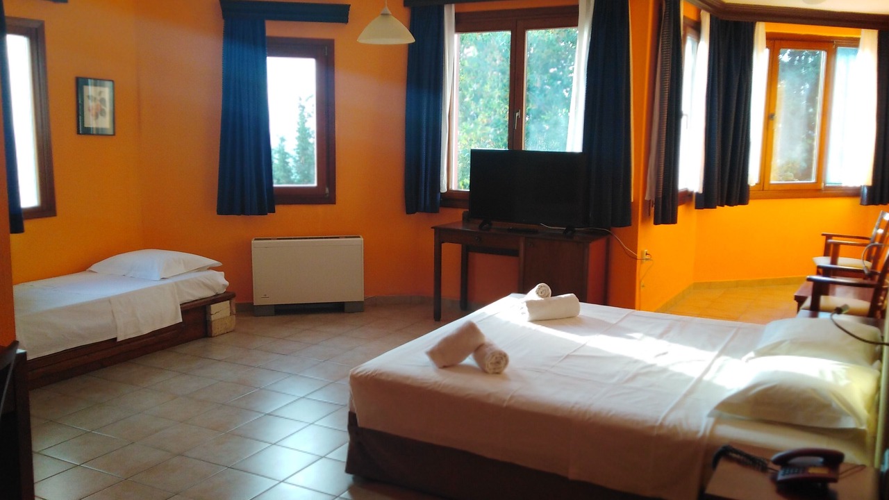 Photo of Bedroom in Maroneia-Sapes