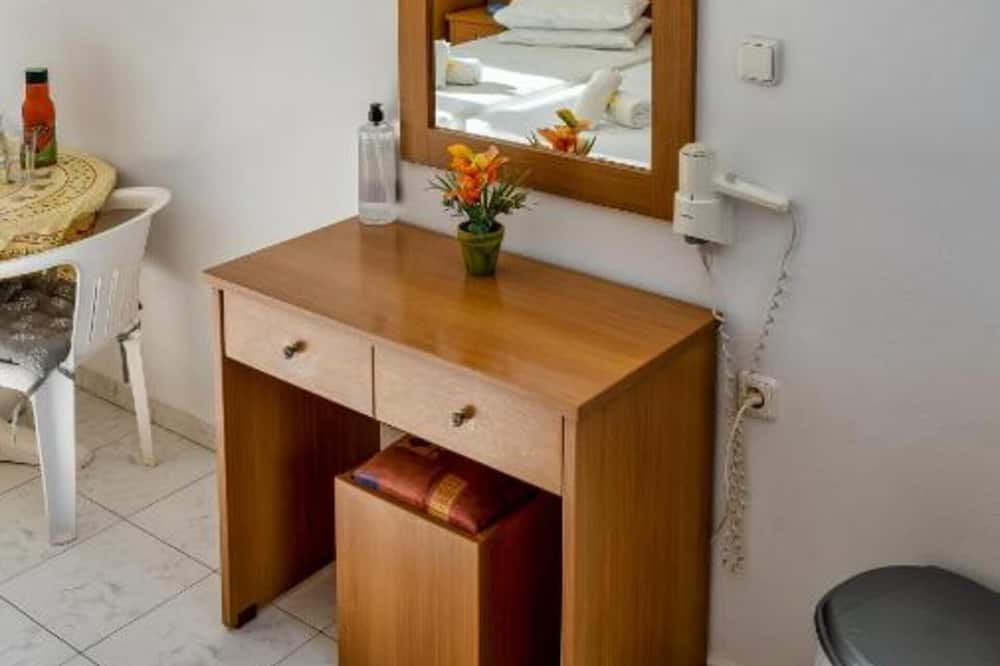 Photo of Bedroom in Asgourou