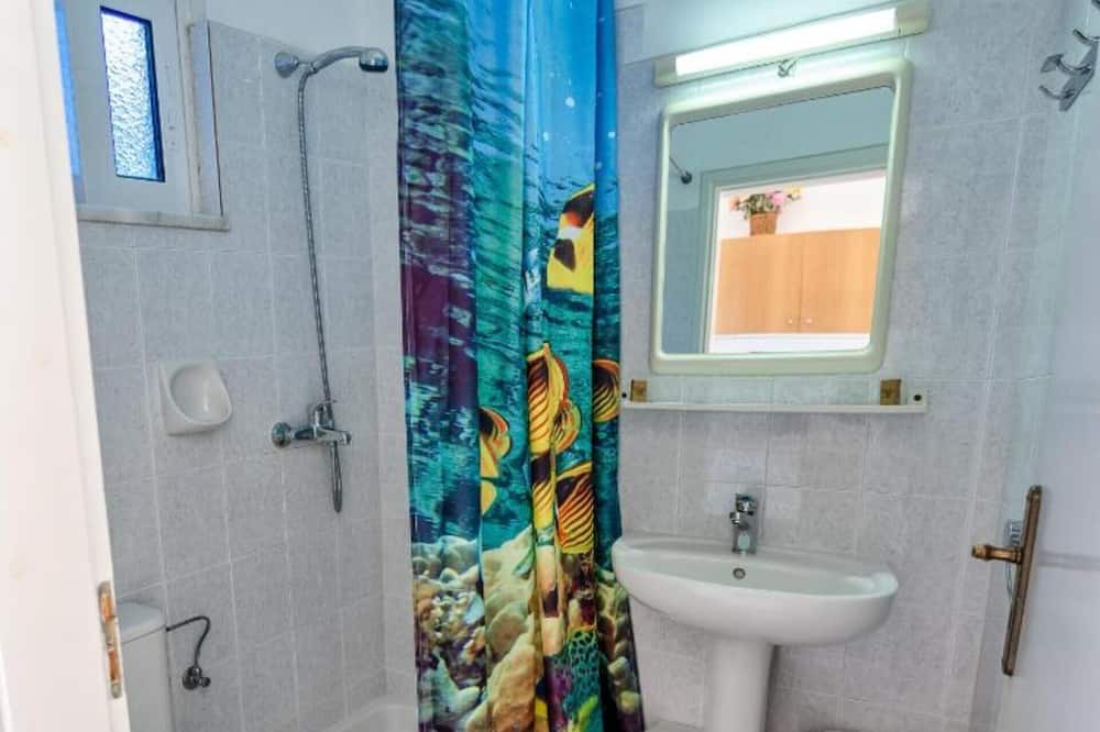 Photo of Bathroom in Asgourou