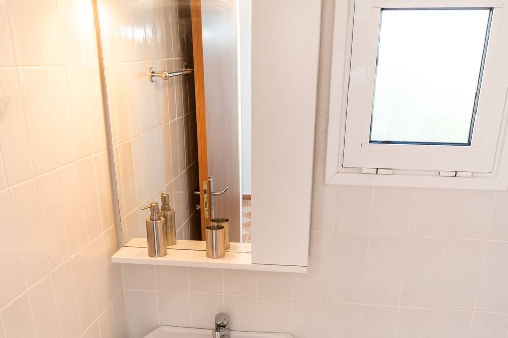 Photo of Bathroom in Gennadi