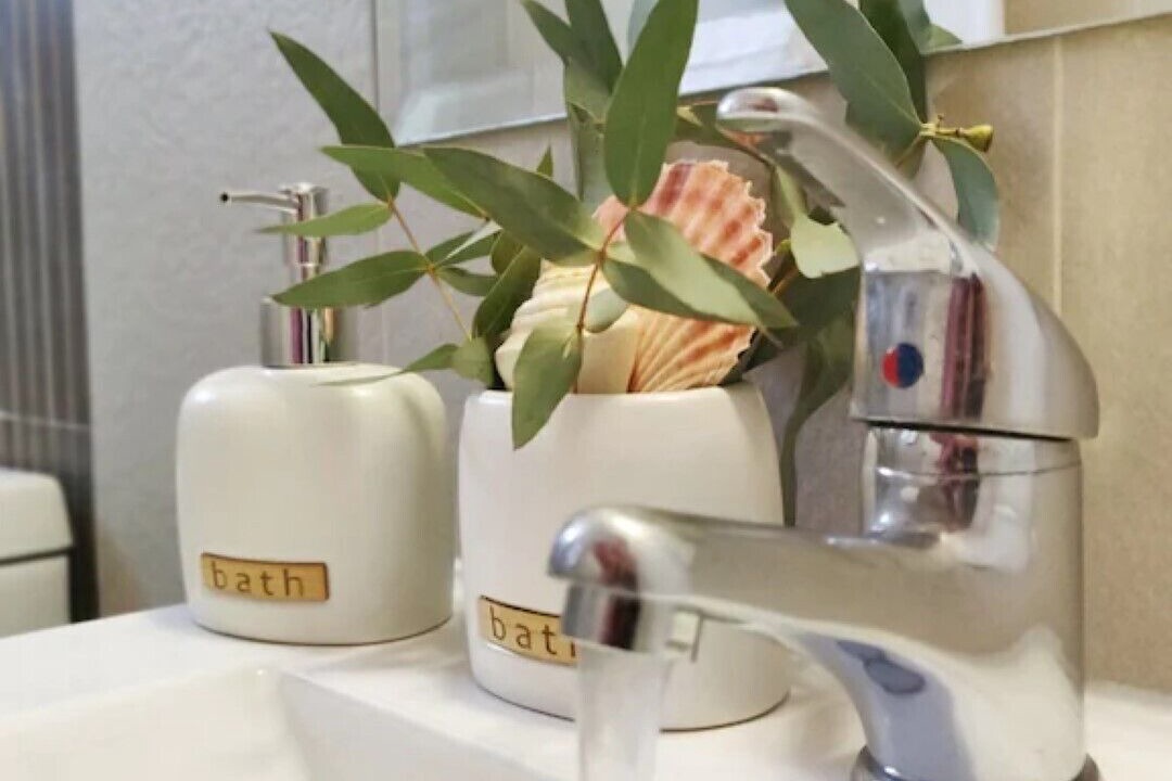 Photo of Bathroom in Platanes