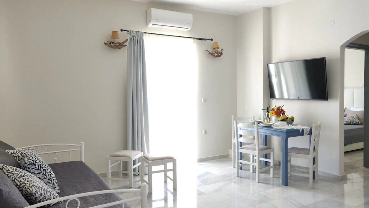 Photo of Livingroom in Platanes