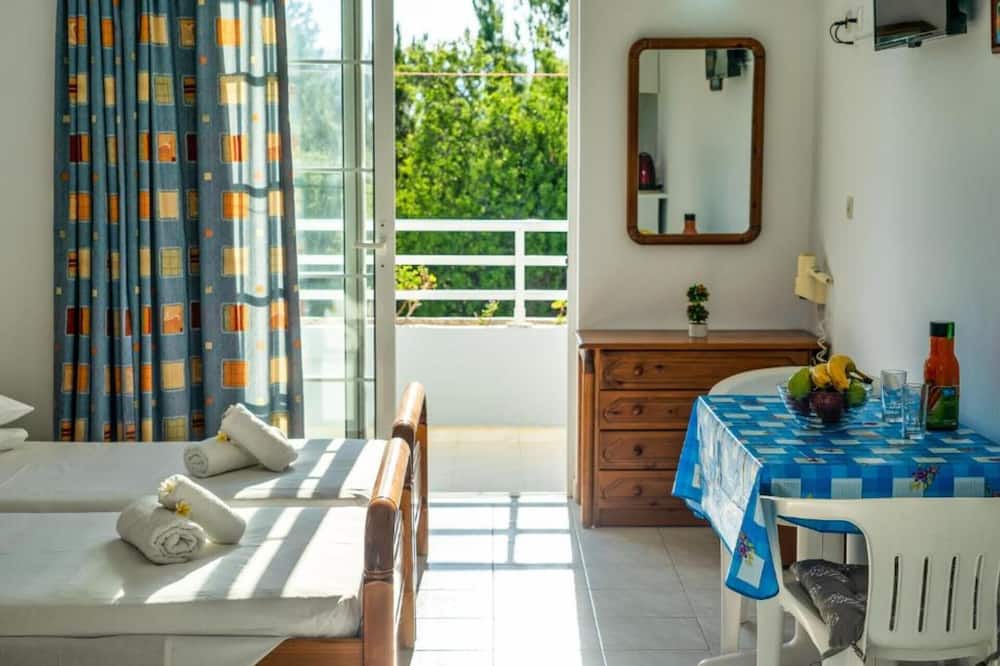 Photo of Bedroom in Asgourou